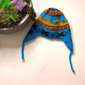 Peruvian wool hand crafted ear trap winter hat fleece lined o/s adult